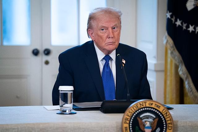 伊朗危矣！特朗普政府有可能在伊朗复制其针对南联盟、利比亚和叙利亚的模式——即动用