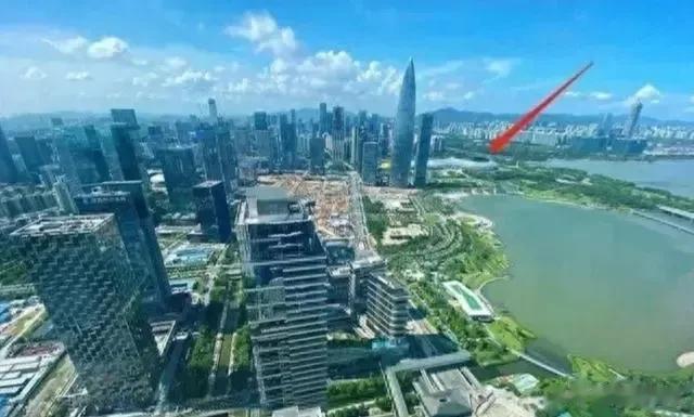 跳舞跳出了个亿万富翁？这可不是行行出状元，这是出奇迹了。这可能是最有励志的舞蹈演