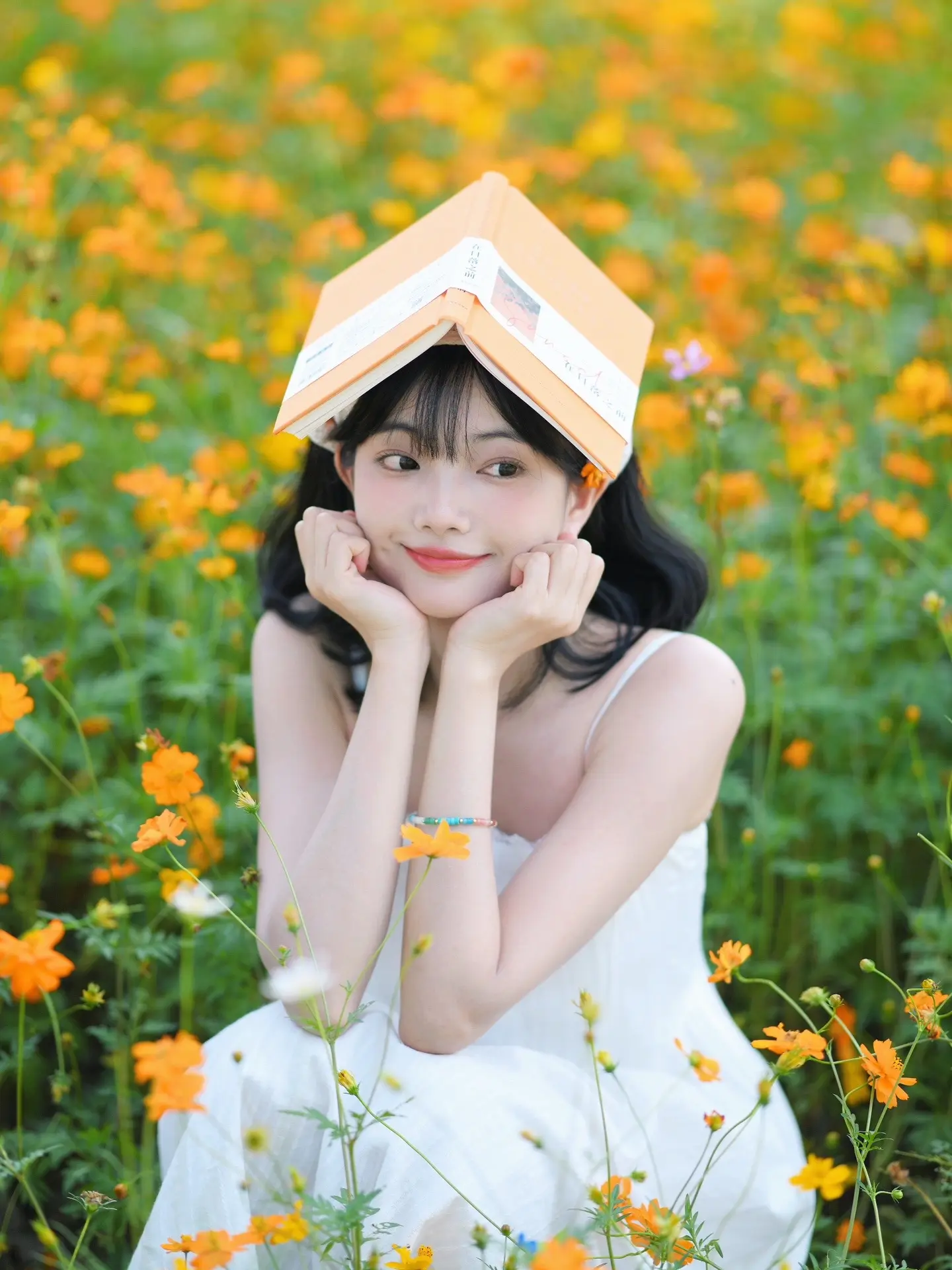 花海拍照 夏日氧气感照片 是谁把夏天的氛围感拿捏了 故事的小黄花 氧气女孩