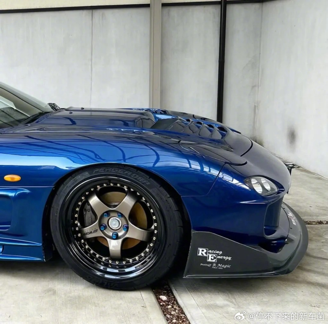 早上好，蓝色MAZDA RX-7 FD3S，深邃悠远 