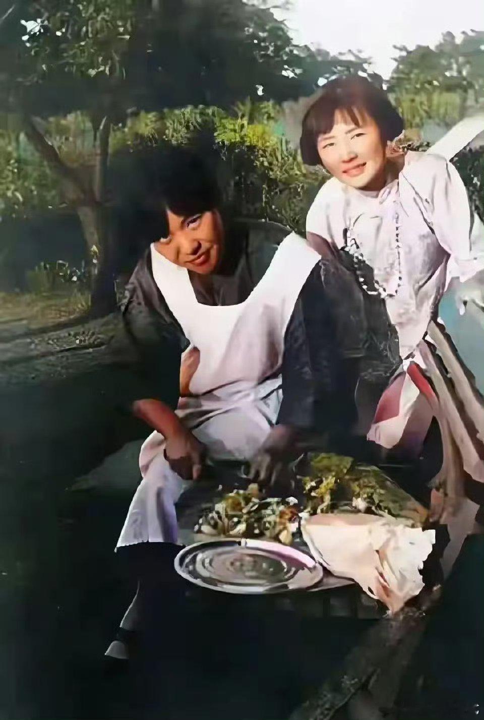制造新的语词是一种试图在语言中立法的狂妄举动，这种行为很少能够成功。/康德 