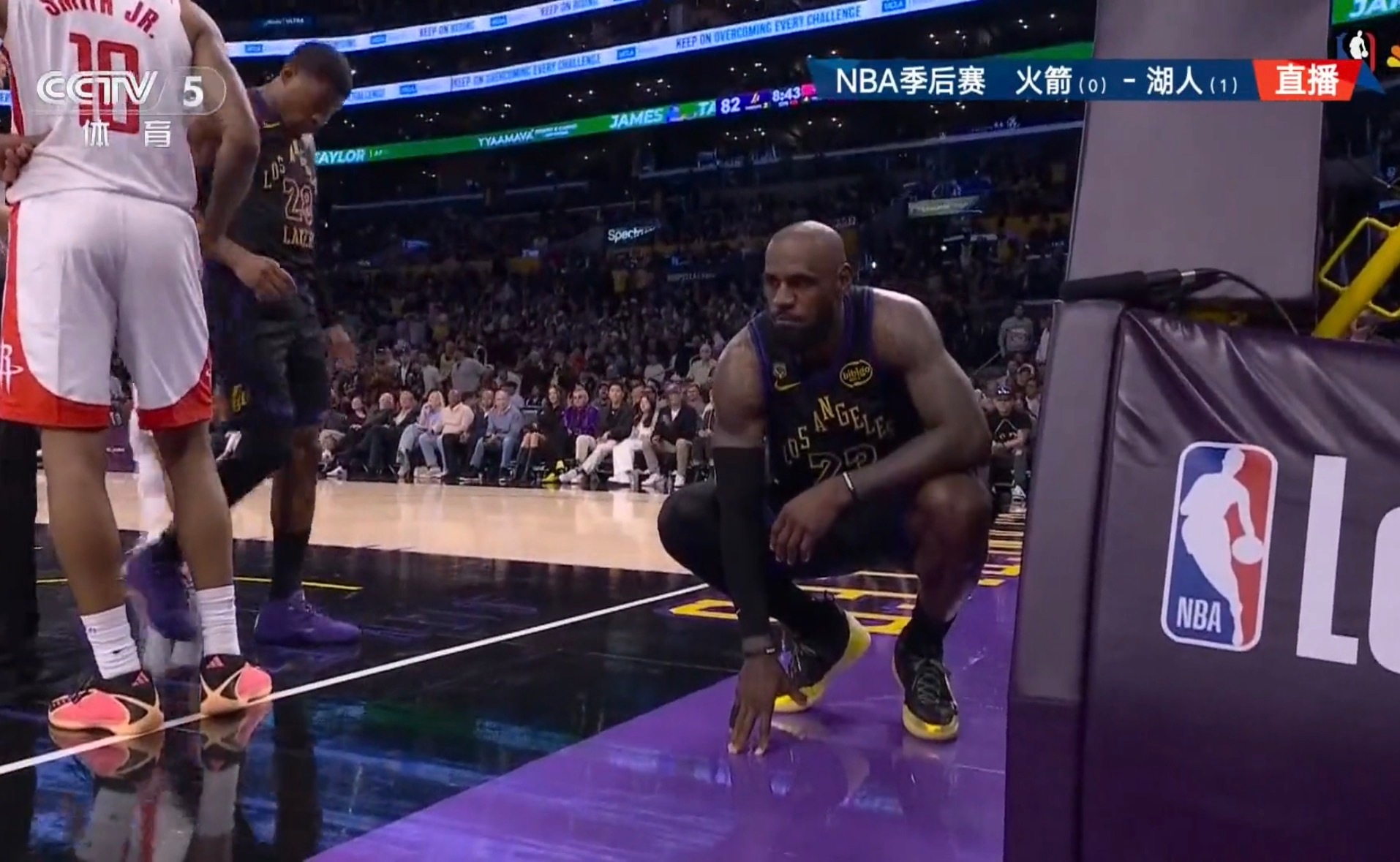 老詹现在明显有点累了，但是他还在努力的冲。如果再年轻几岁，体力充沛，真的可以把火