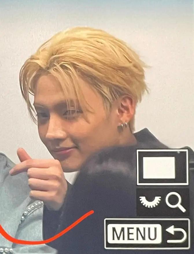 韩国唯一一台菱形电视机在巴黎问世 