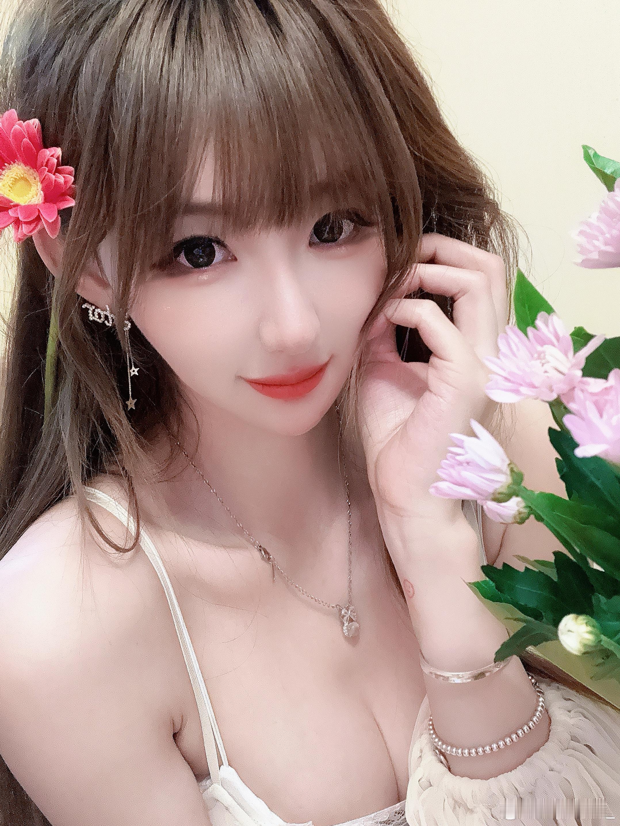 我不歌颂苦难，但我赞美一步步走到今天的自己 ​​​