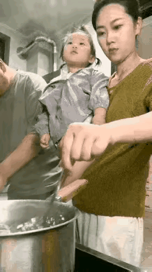 这个小棉袄被她妈给教坏了[捂脸]
