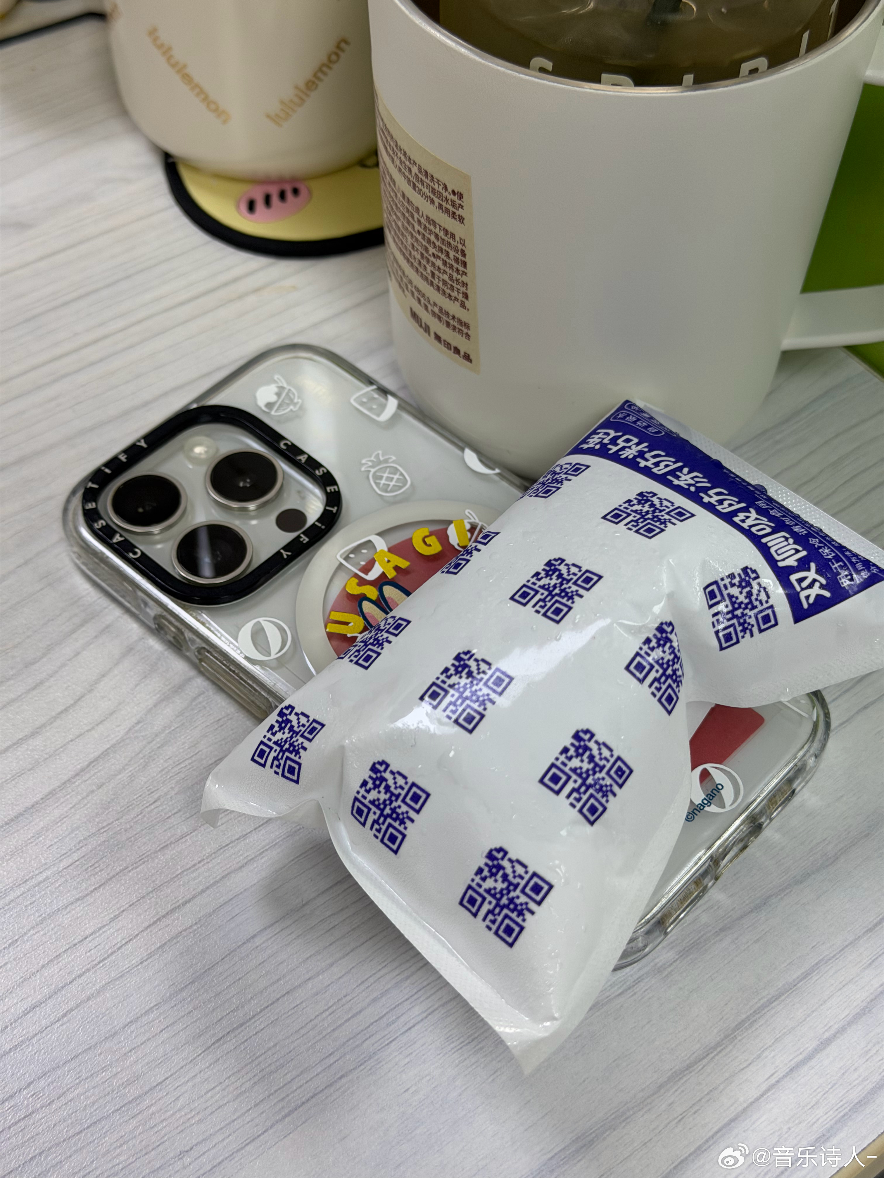 好像第一次买小象其实就买了这几样装了四大兜子还怕拆错給外卖员打电话问以及 突然想