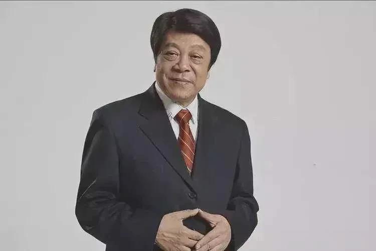 我和赵忠祥交往多年，有特殊爱好，伤害了我的身心健康。”饶颖当庭表示，而赵忠祥自然