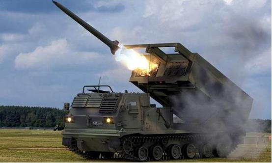 当地时间12月17日，美国总统签署了价值111亿美元的对台军售案，该法案已经由美