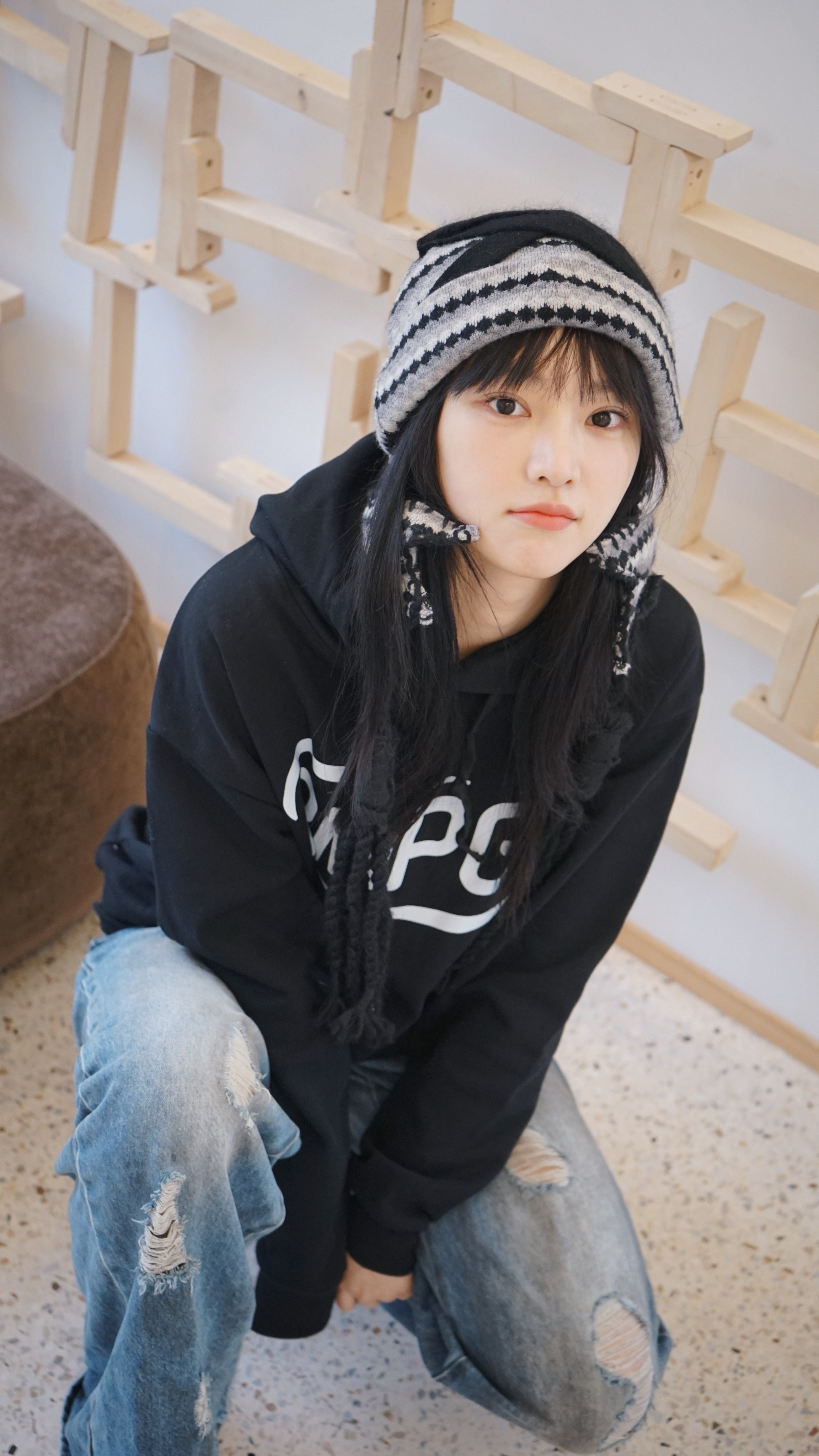 #黄灿灿[超话]# 发个呆 ​​​