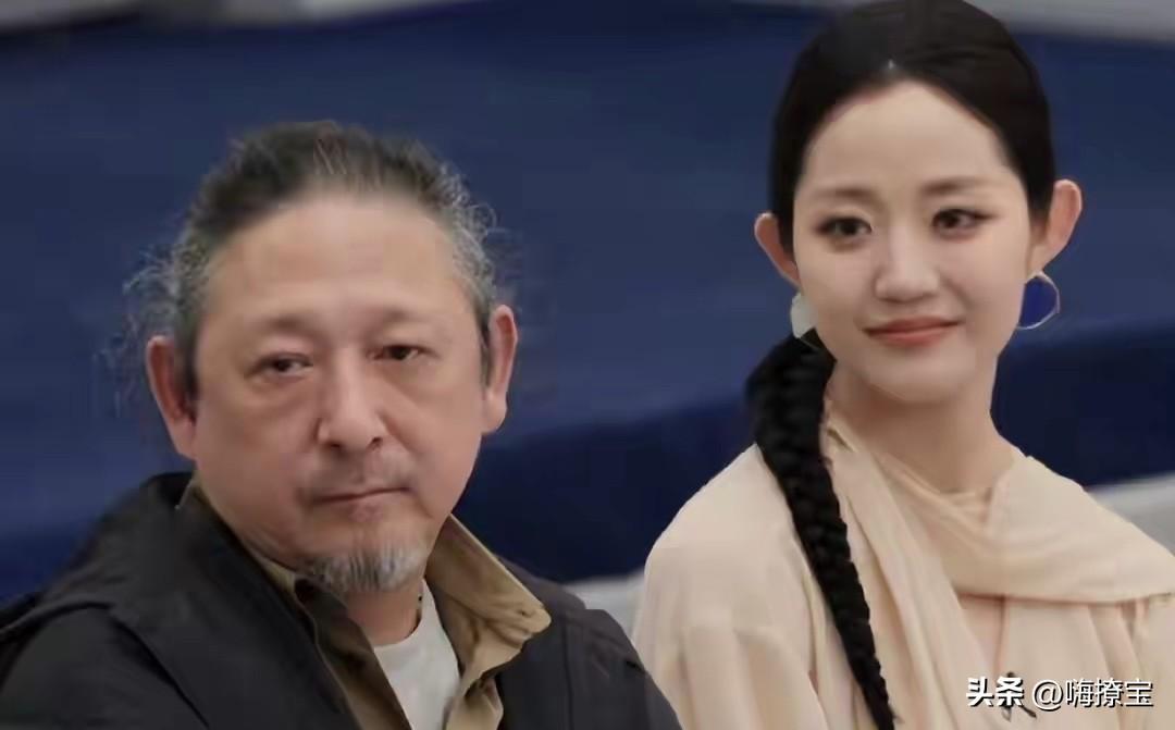 以前不懂老夫少妻的含金量
现在看到三宝和万千惠的表情
我大概知道了女人应该要追求