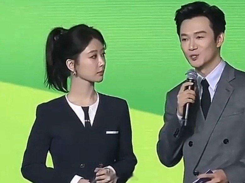 杨紫体制内大女主谁给杨紫递个体制内女友的本子 天惹天惹，之前怎么没有发现，杨紫的