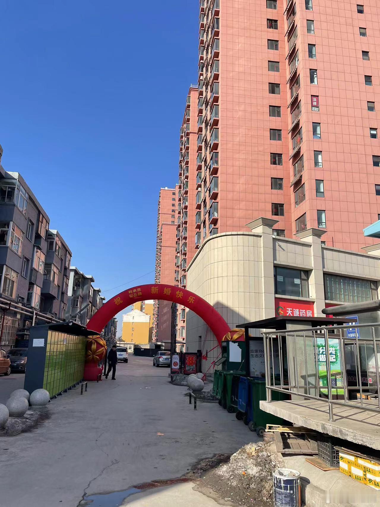 房子快装修完了，本来是一件开心的事情，现在弄成一块心病了，完全没按照提前沟通好的