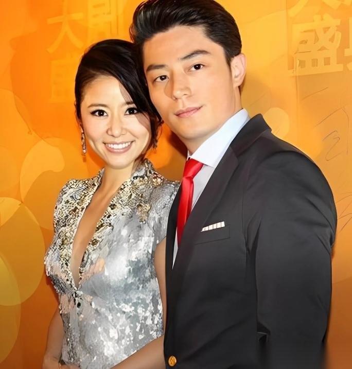 霍建华曾和陈乔恩相恋8年，最后娶了大3岁的林心如，有次，鲁豫问霍建华：为什么选择