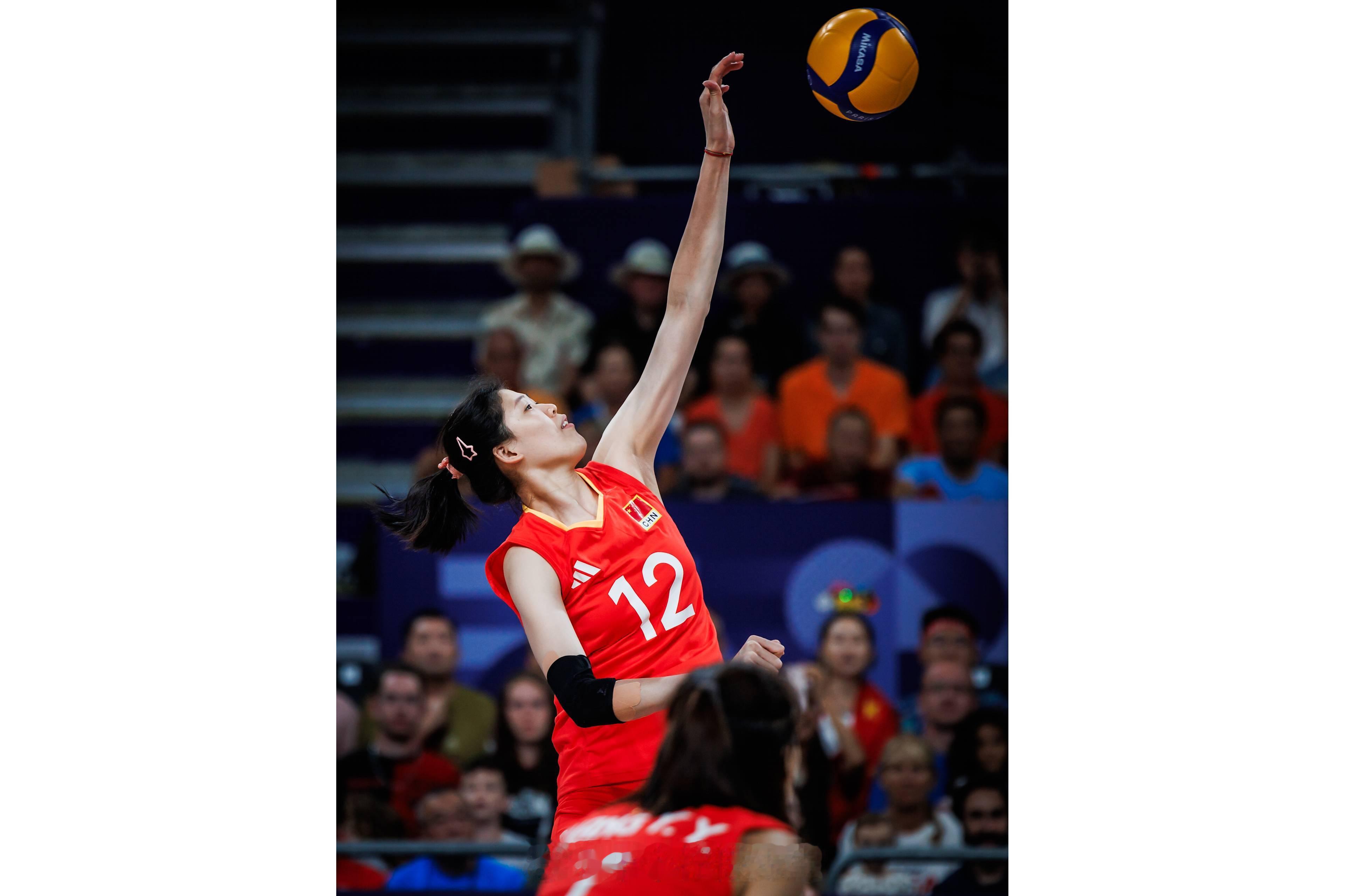 #中国女排vs塞尔维亚女排##奥运会# 中国女排🇨🇳25-22塞尔维亚女排?