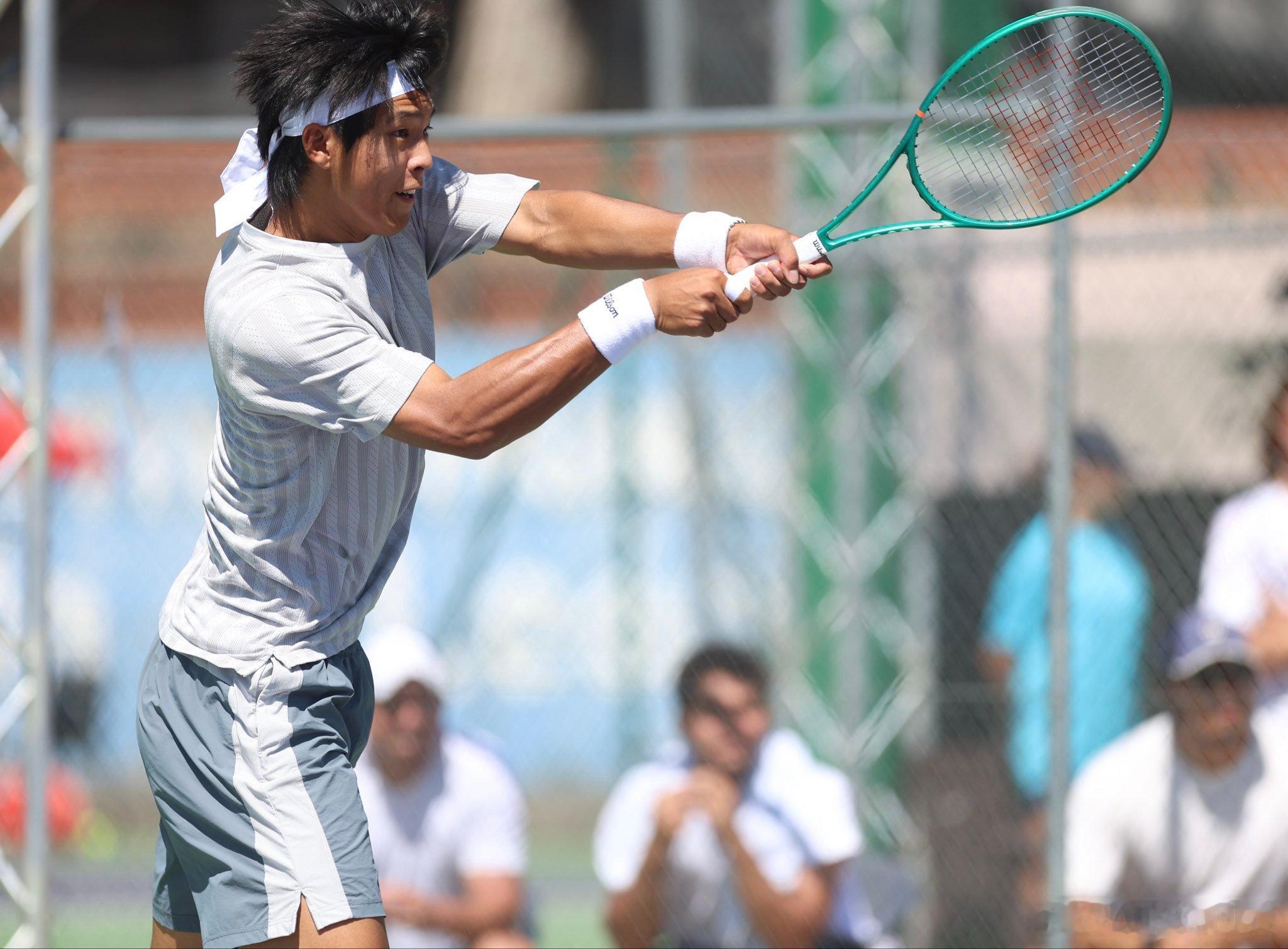 ATP挑战赛 塞戈维亚站第二轮，6号种子周意以4-6 6-7(6)不敌帕夫洛维奇