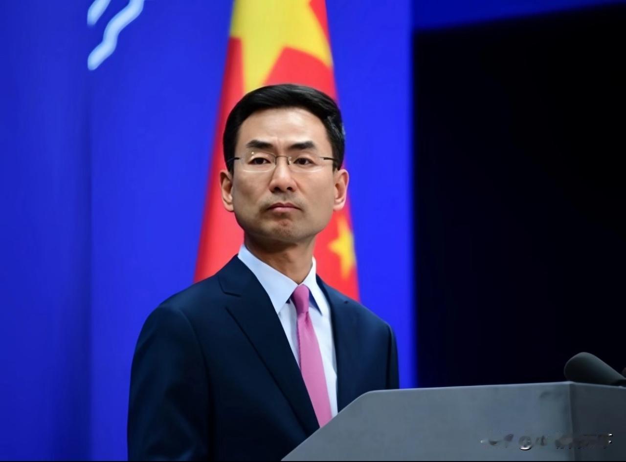 真是绝了，军舰开到家门口，反应竟是翻箱倒柜赔钱。
   这是咱们一百多年前的历史