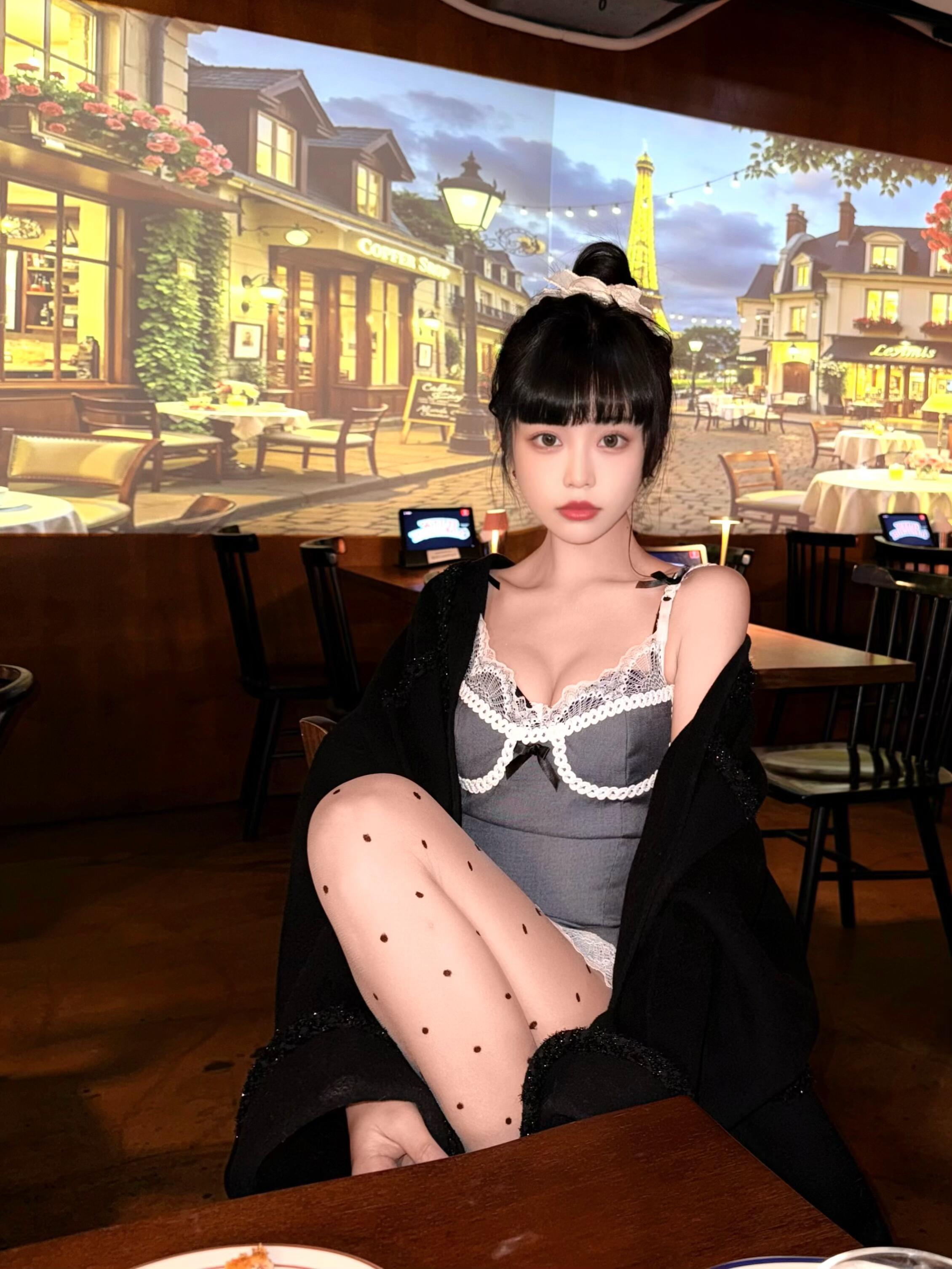 iamroosie丨司晓迪丨2026招桃花vx头像 