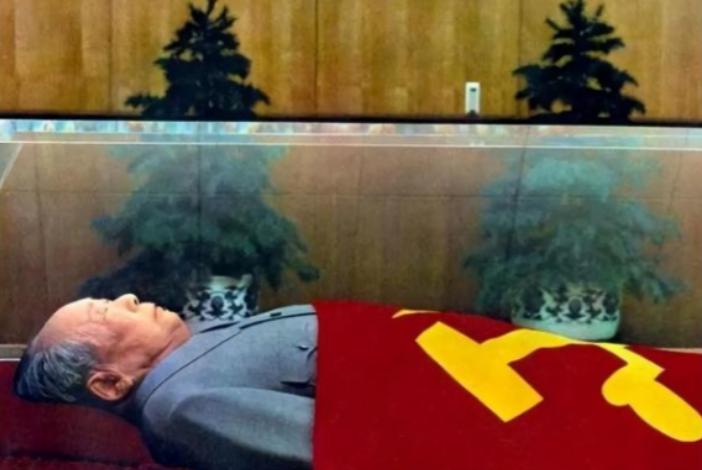 毛主席遗体防腐每年耗费巨资，永久保存的水晶棺纯度高达99.99%，价值惊人，但从