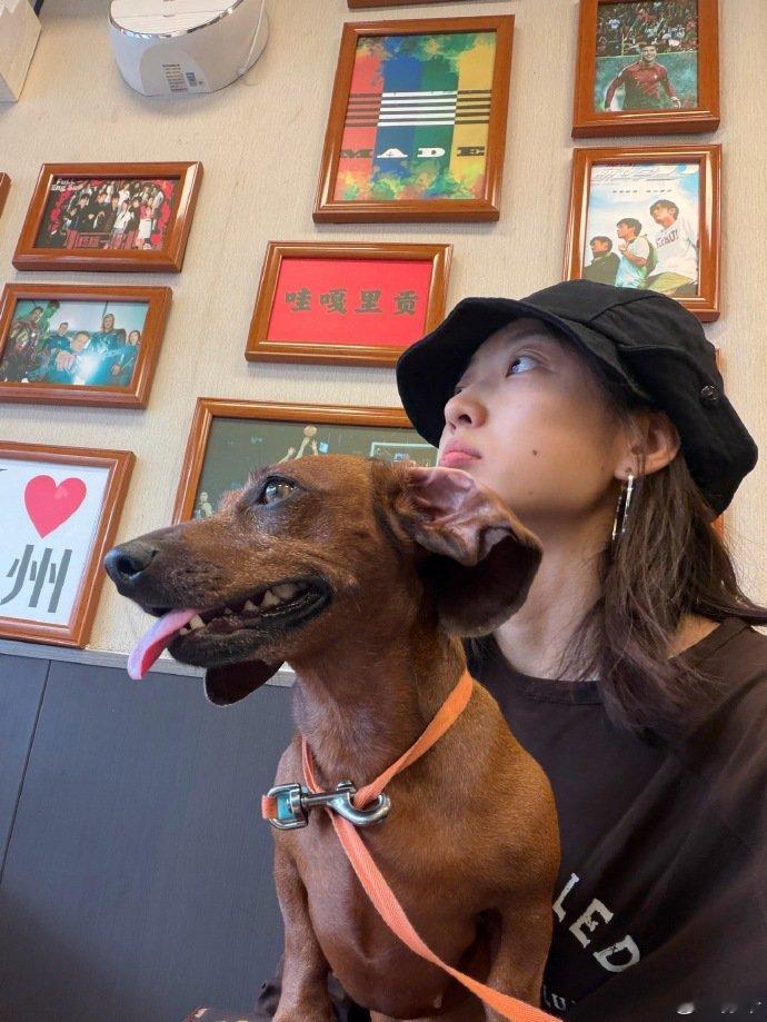 孙千八月plog孙千八月看起来就像两条法令纹 孙千八月plog开啦孙千