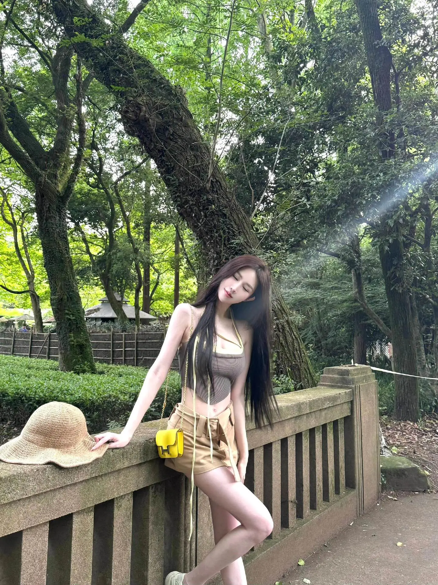 “最好的默契，并非有人懂你说出的事；而是有人，懂你心里说不出的事…”