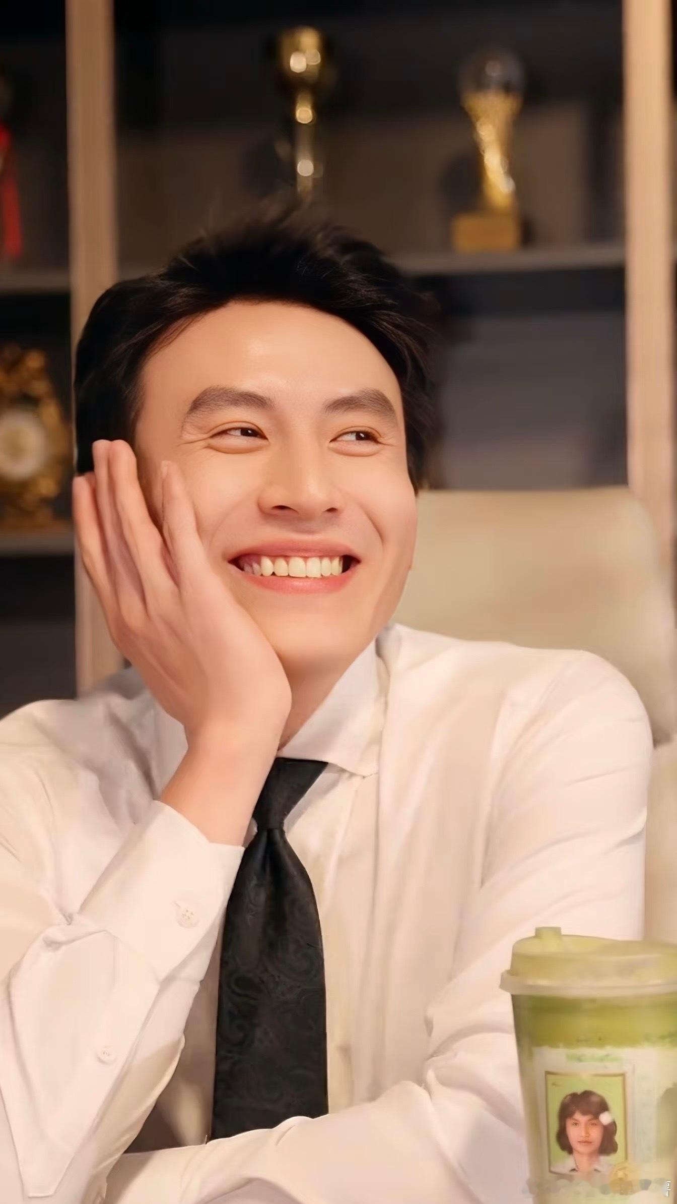 刘萧旭好老派的饭撒刘萧旭这波让人觉得暖心又好笑，没有花里胡哨的，还挺圈好感～ 