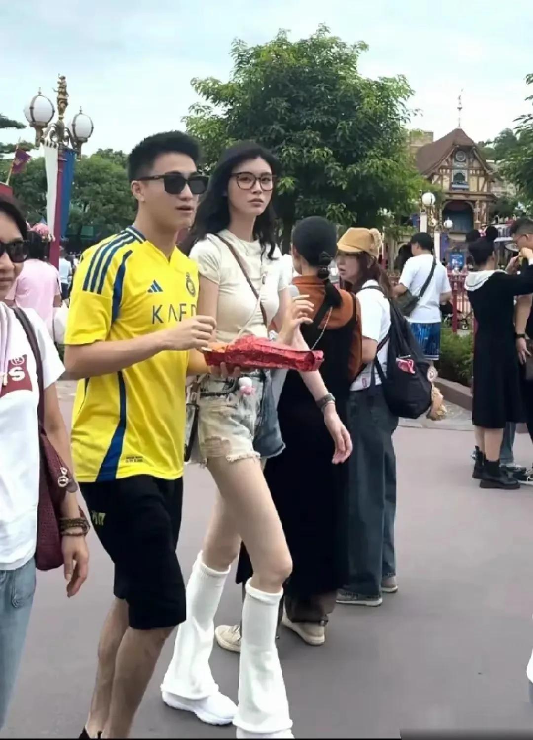 一个女人的高度就是整个家的高度，此话有理，你看何猷君和奚梦瑶，你懂我心，我知你意