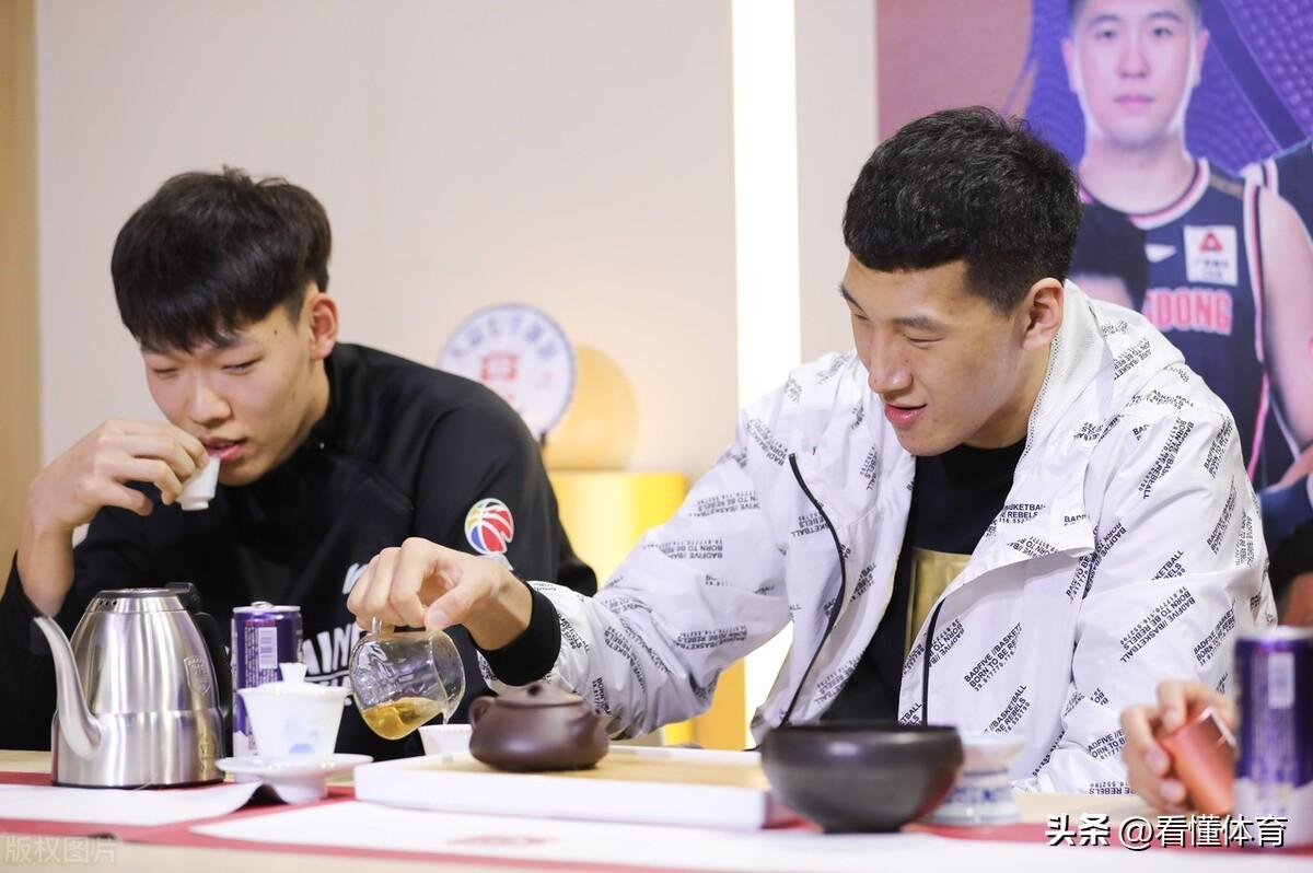 这真的扶正张昊可夺冠了？多场热身赛发挥出色，得分仅次于徐杰，张昊这个休赛期经历了