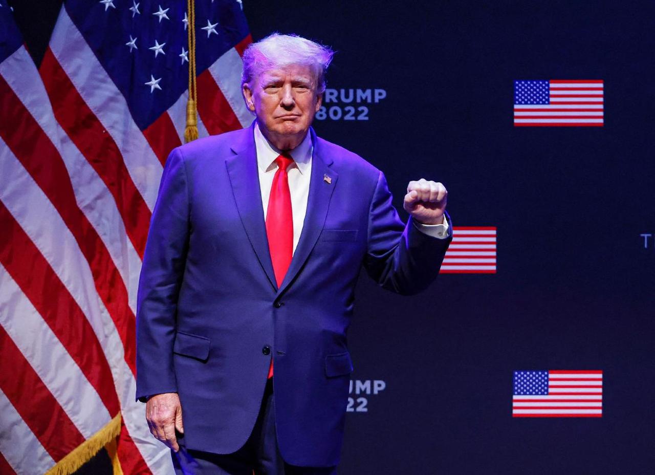 九三阅兵前的暗藏玄机:
 
以美国为首的西方世界，英国，法国，德国，日本，韩国，