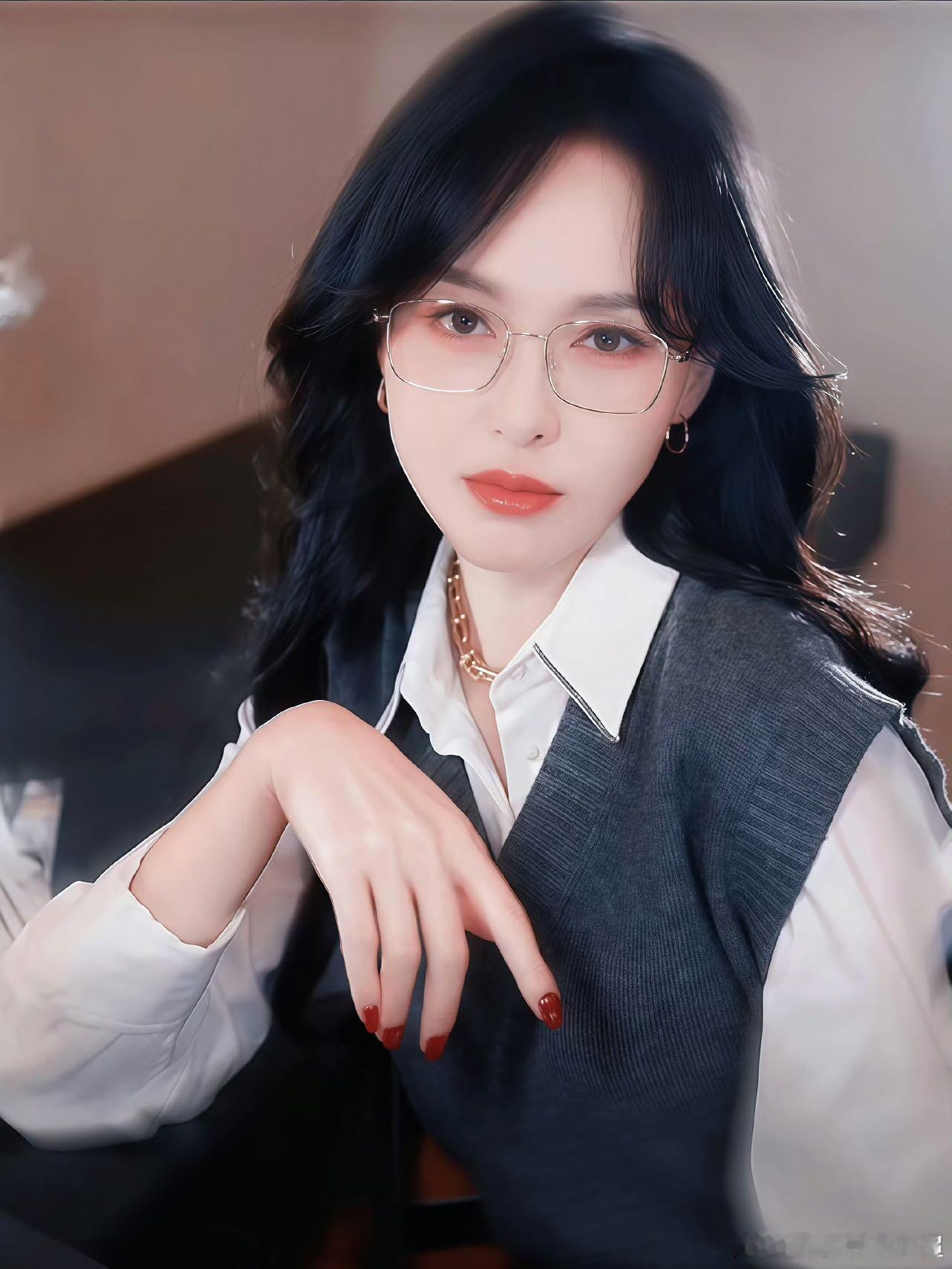 唐嫣选剧本的眼光我给到一个夯唐嫣新剧质感太好了，是那种高级的时尚感谁还没有看过这