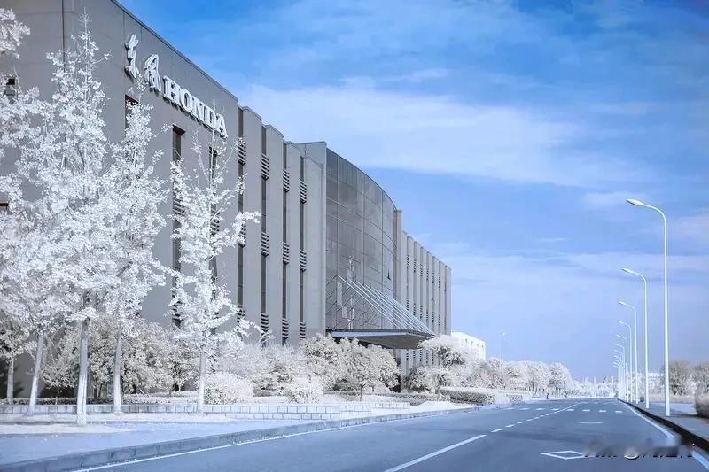 23岁股民5000万炒股浮盈4100万 23岁股民5000万炒股浮盈4100万，