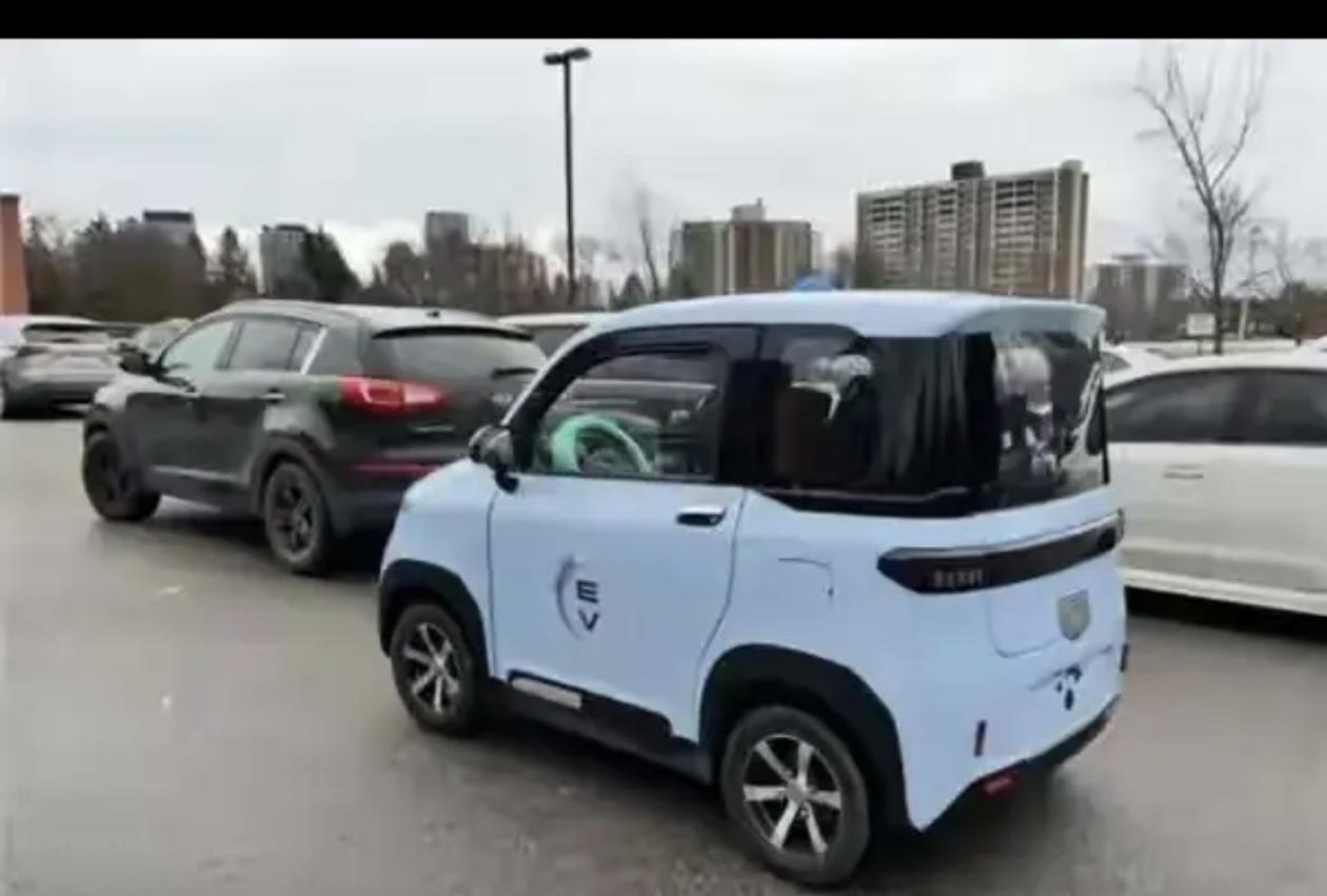 3000美元一台，中国“老头乐”如何攻陷美国街头？

最近，美国社区里出现一道奇