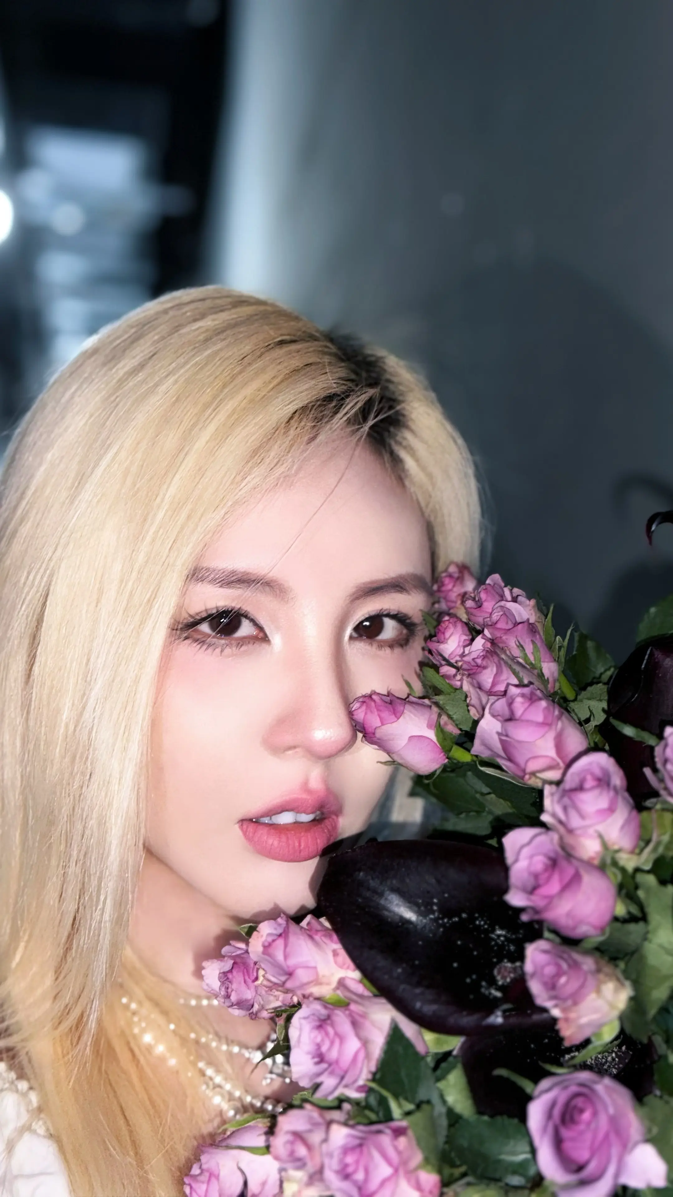 都太复杂 我只是想要。你一个主动的拥抱而已 明明如此简单