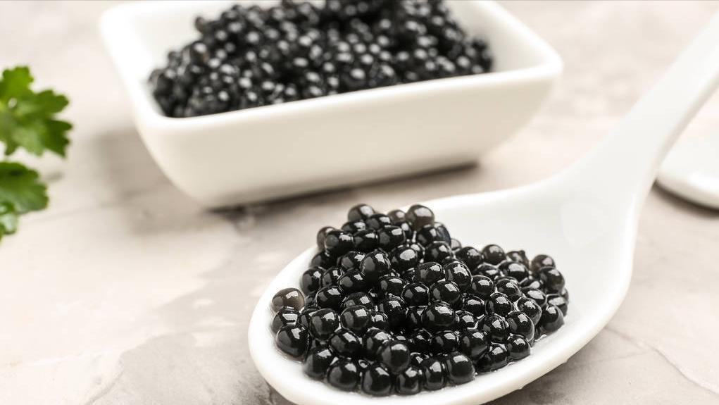 徐文兵：日餐里常有一道味噌汤，里面就少不了海带。但味噌汤主要用的是豆酱，为了提鲜