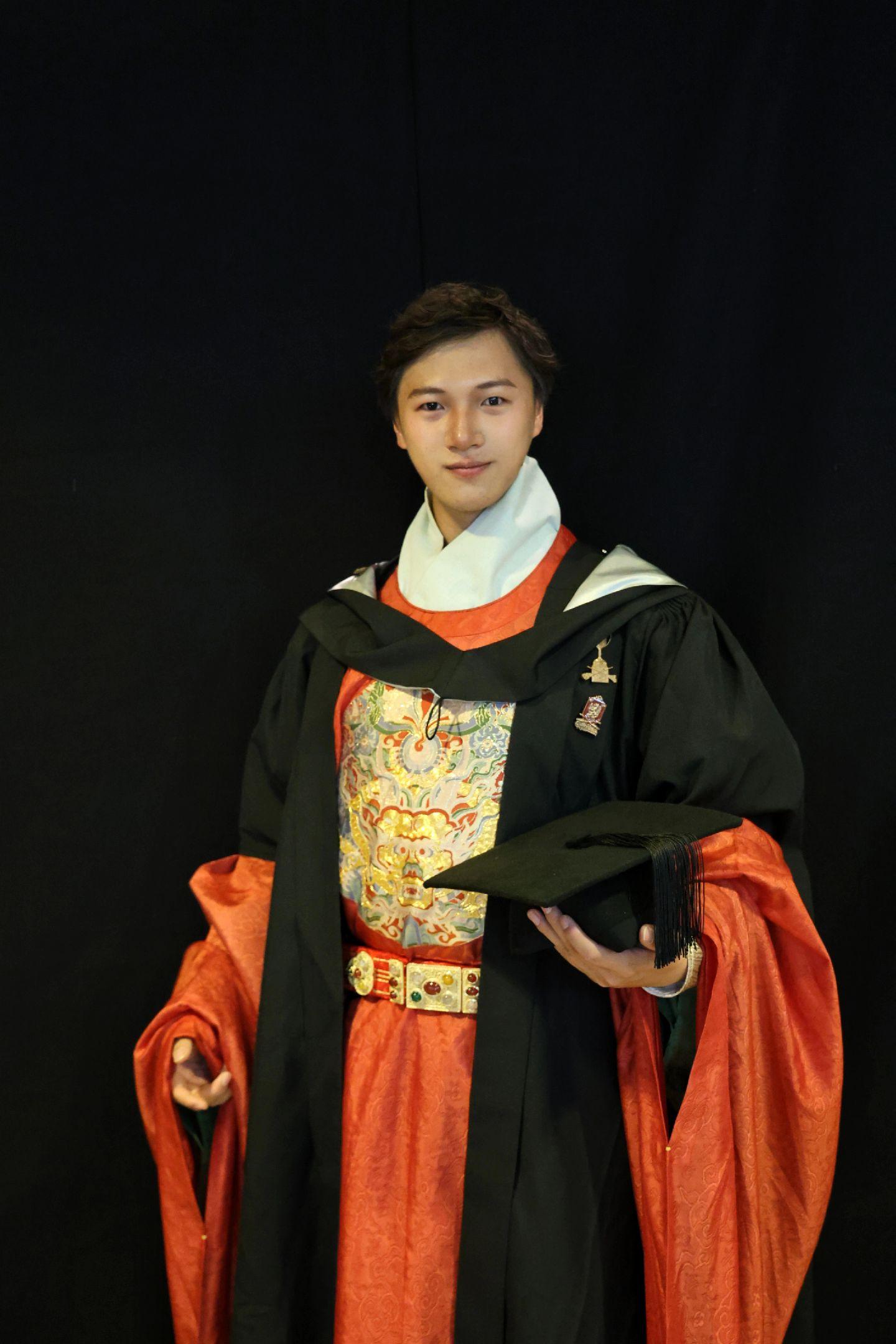 【论考古研究所学生穿汉服毕业的适配性】愿四国求学所得，可实现胸中所志