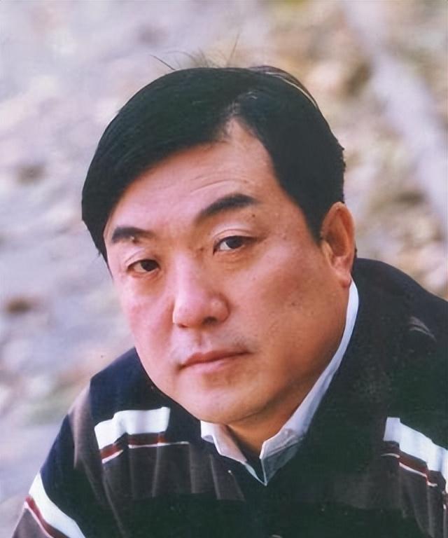 多事之秋！10月还没过完，已经有12个名人去世了！一路走好！
10月真是个多事之