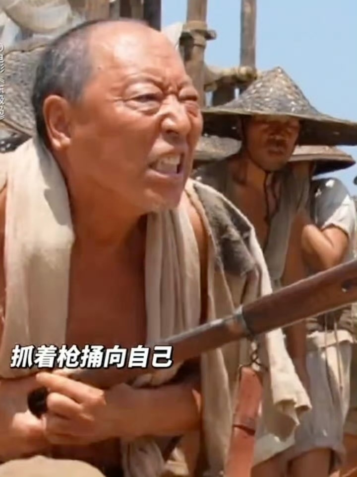 倪大红演技吓到演日军的群演太权威了！！倪大红在东极岛里一个花絮片段的演技都这么有