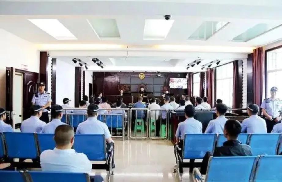 反诈每天喉咙都喊冒烟了，那些套路也都说的明明白白，怎么还有那么多人被骗，居然还有