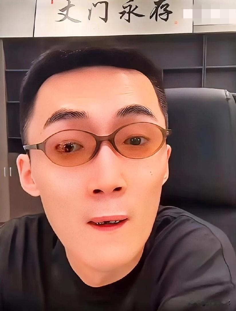 李舒克很生气，怒怼铁岭小辉我知道你过的不容易为了养家糊口，可怜之人必有可恨之处，
