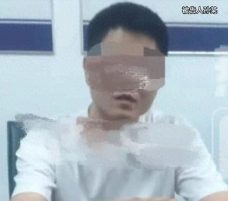 “没天理了！”天津，20岁女大学生打暑假工时结识35岁男子，建立男女友关系，岂料