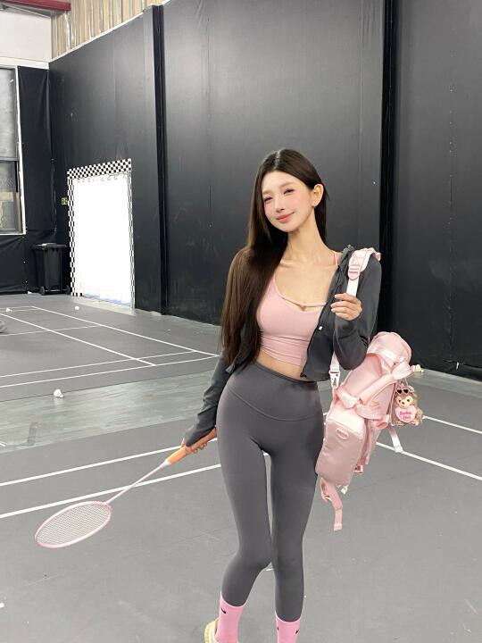 海的那边是我接不到的球吗🏸️
