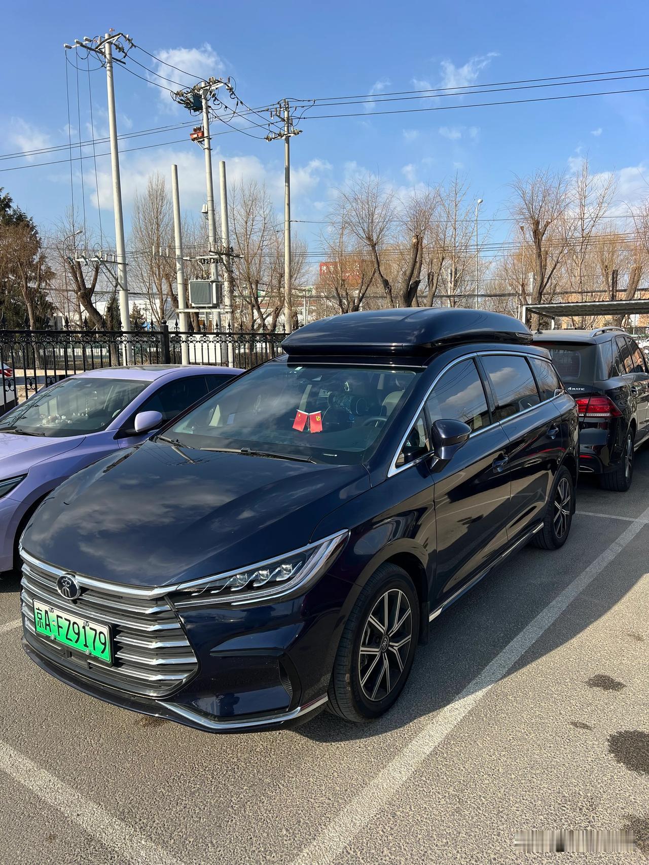 开着我的宋大美去4S店静态体验比亚迪中大型MPV 夏[呲牙]畅谈比亚迪新车 闲谈