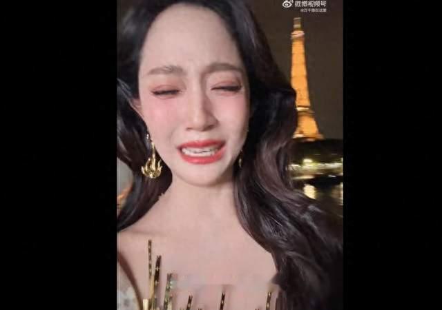 30秒相机没了！万千惠巴黎被偷，报警只拿到一张回执！