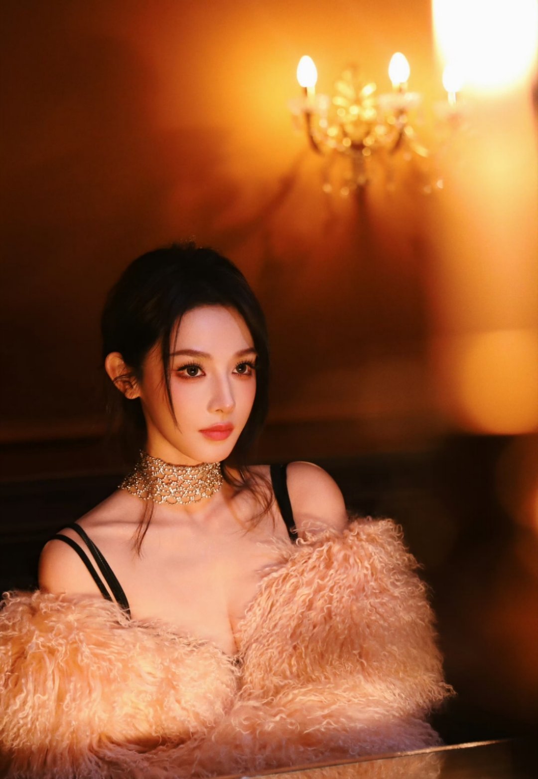 彭小苒新的一岁 陪你一起走呀！小苒姐生日快乐，越来越好，继续做自己吧，爱你