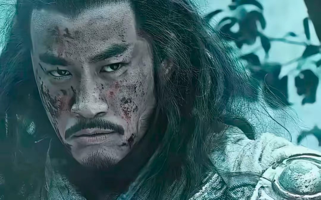 笑死，张凌赫拍完，火的是何润东。 