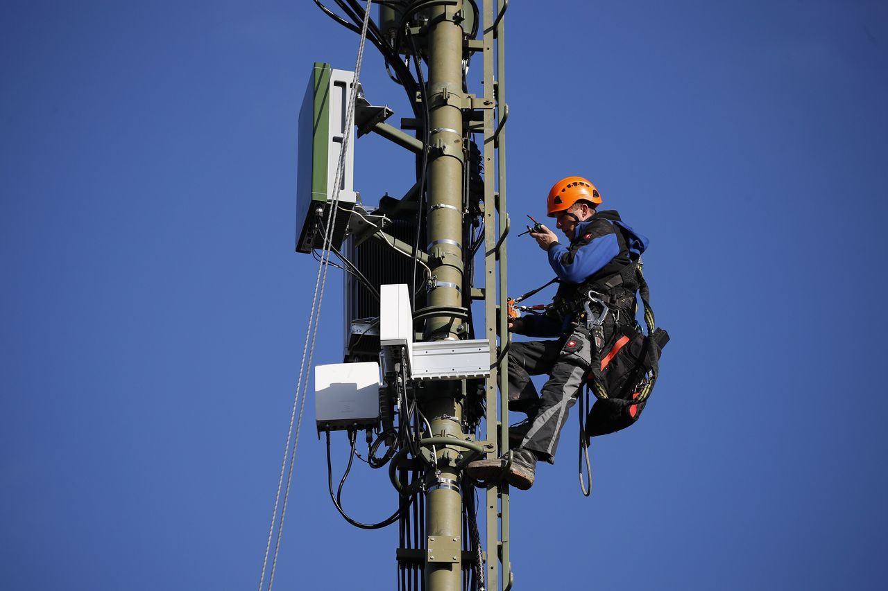 日美澳加英五国在东京举行闭门会议，组建所谓电信联盟，意图在AI、6G标准及网络安