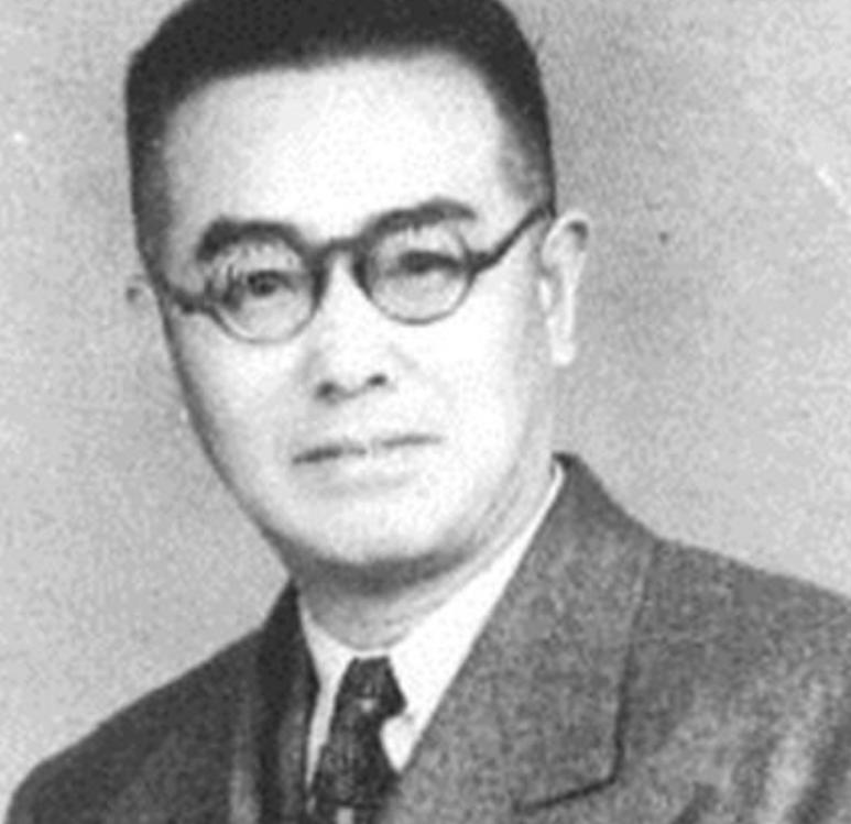 1966年，大庆油田的发现者谢家荣吞下一整瓶安眠药，在梦中安然离世，次日，妻子吴