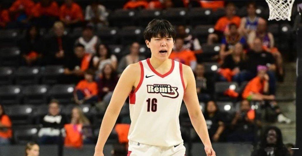 混音111-113惜败南湾湖人，杨瀚森21+9险救主北京时间11月17日，NBA