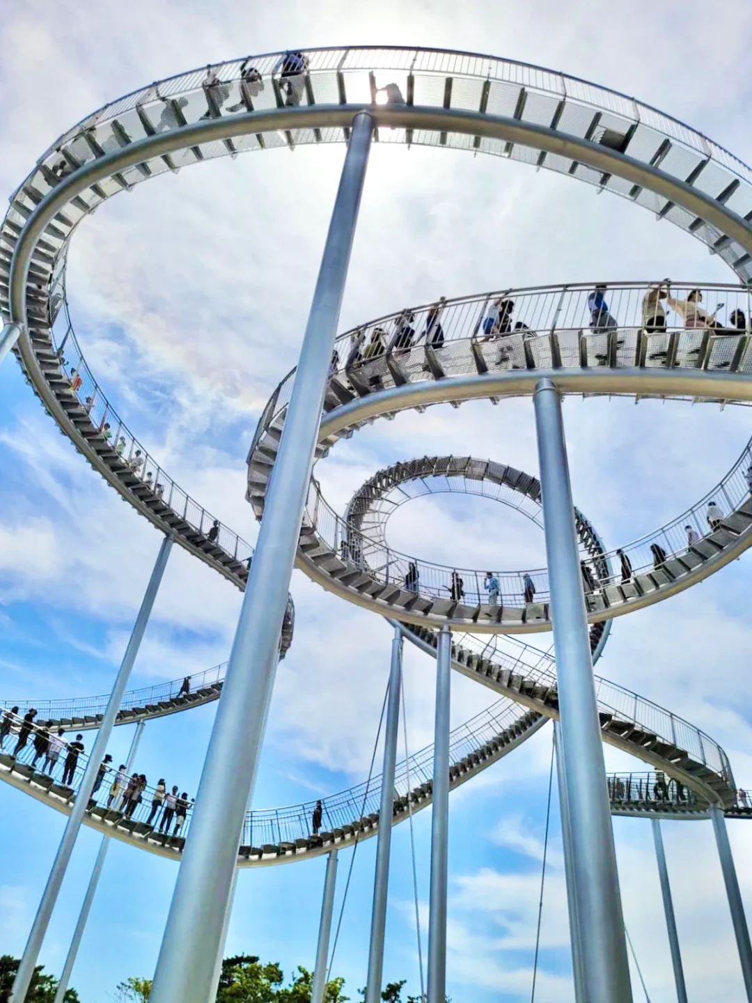 韩国超炫打卡地🎢可以走上去的“过山车”！