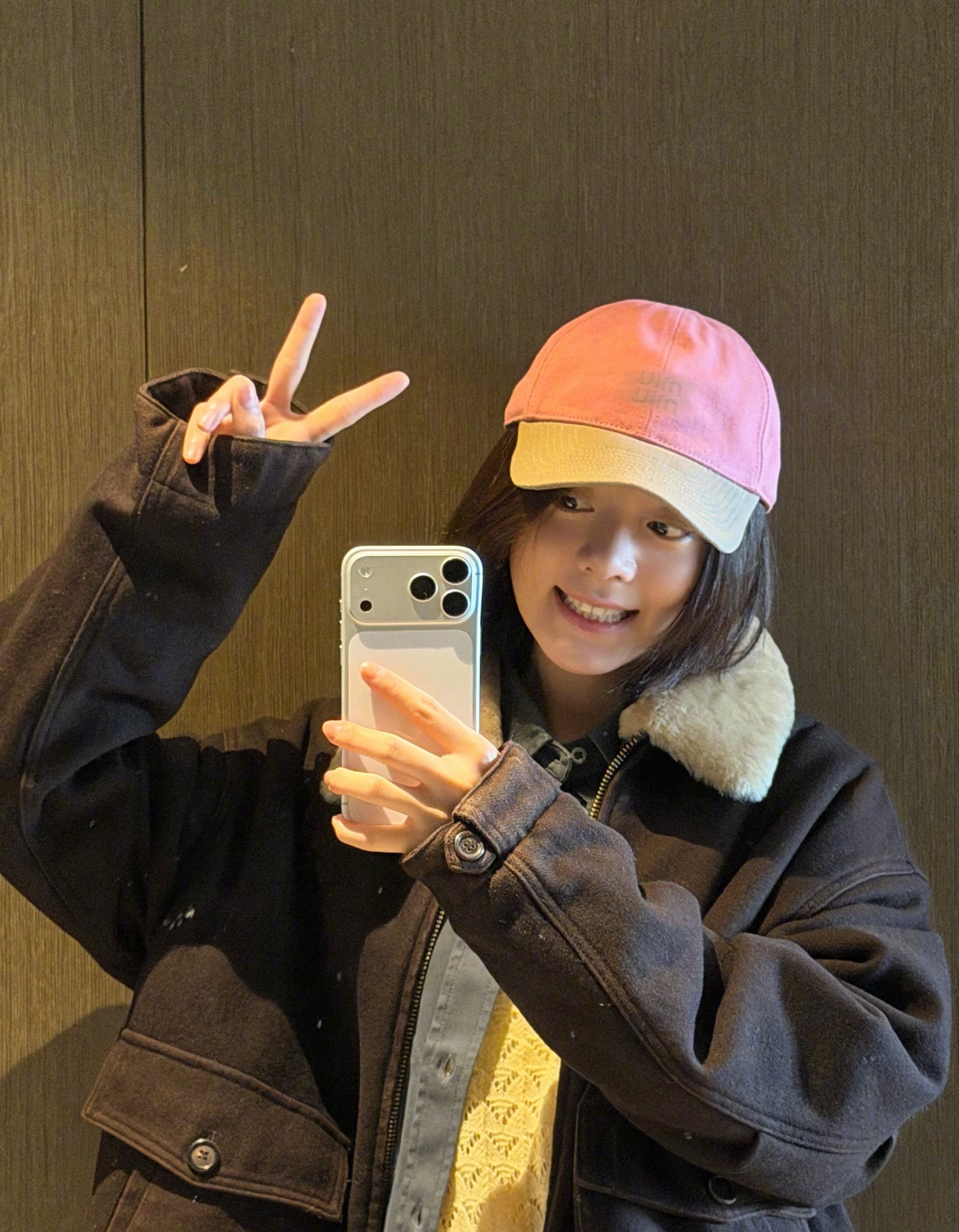 #咪咕星鲜事##赵今麦吃了好多汤圆#抓住一只生活感满满的居家麦麦，日常状态也满分