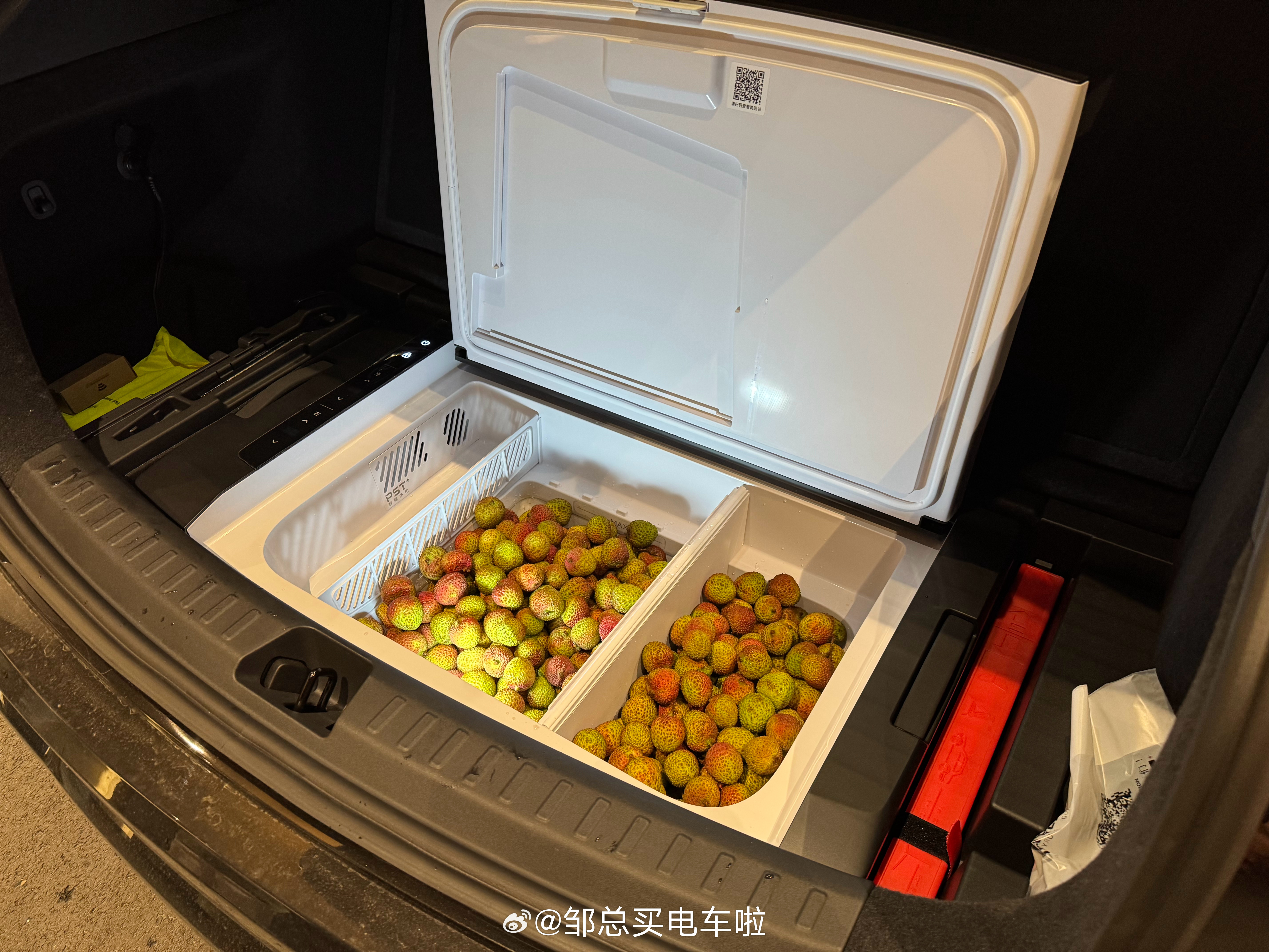 出大事了！乐道L60的52L大冰柜不仅能塞下好多东西，而且制冷能力也是超级给力，